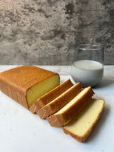 Load image into Gallery viewer, Honey Castella Cake
